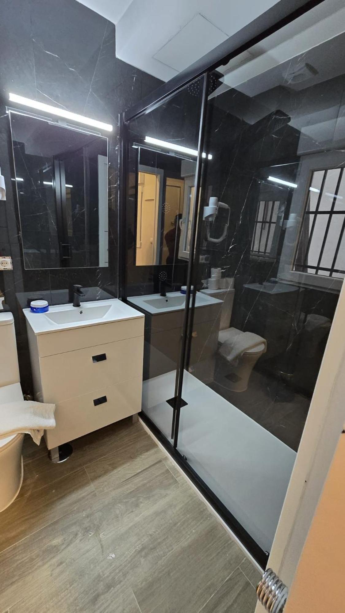 Plaza Pedro Zerolo Apartment Madrid Ngoại thất bức ảnh